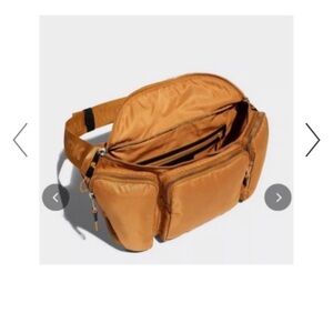 adidas Ivy Park Oversize Fanny